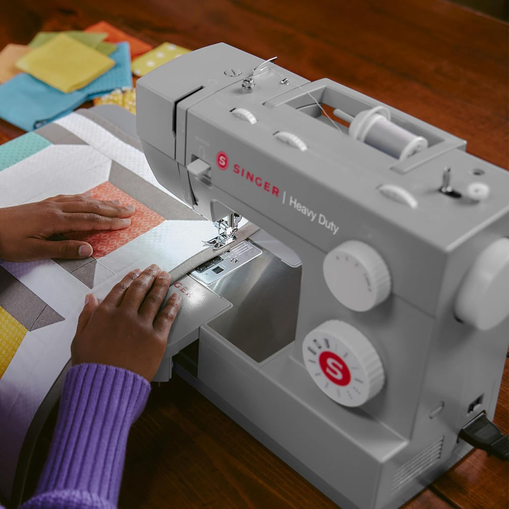 SINGER | Heavy Duty 4411 Sewing Machine with 11 Built-In Stitches, & Black Carrying Case