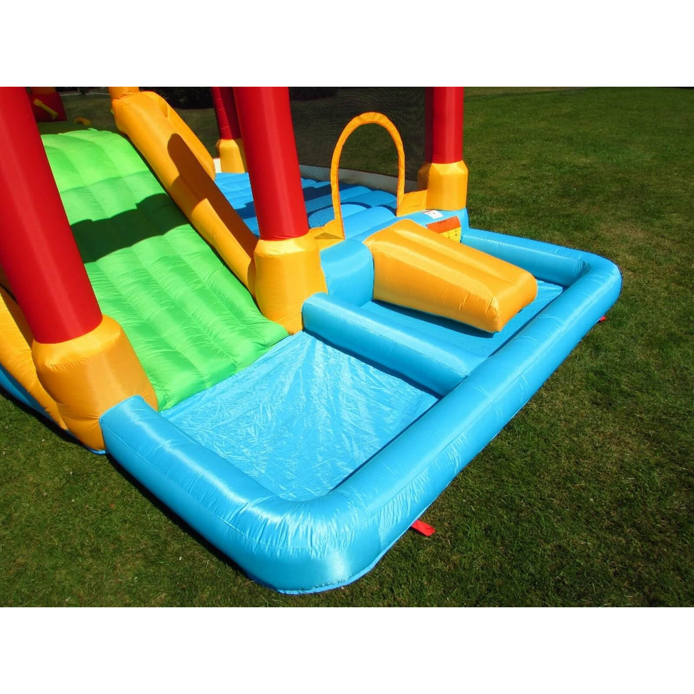 The BeBop Fortress needs no introduction. Attach the water tubing supplied and turn this bouncy castle and slide into a wild water park in a matter of minutes. The lifting drawbridge is a great addition to this all year round favourite. - Bouncy c